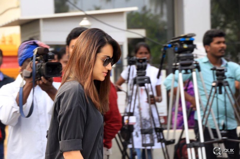 Tamil-Actors-Protest-For-Jallikattu